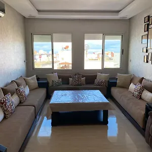 Appartement Magnifique F3, Rénové, Très Bien Desservie, Casablanca